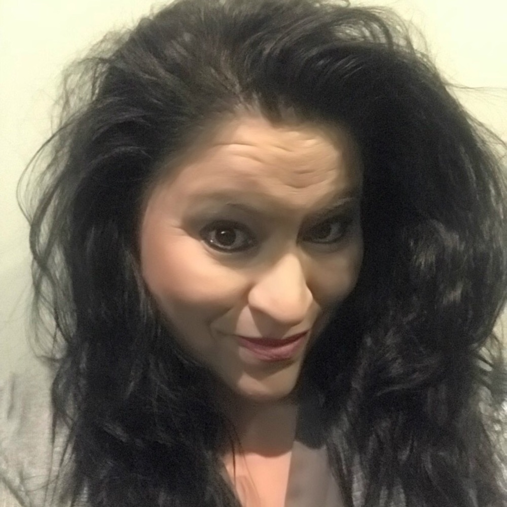 Meet your Posher, Julie